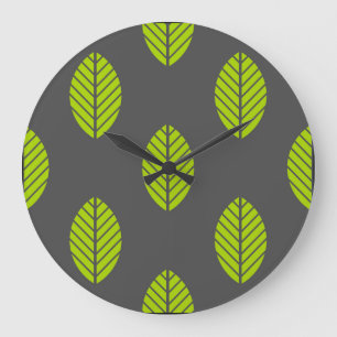 Reloj de hojas verdes