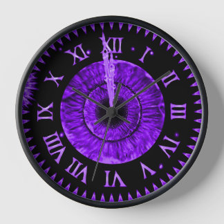 Reloj de medianoche púrpura