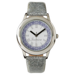 Reloj de nombres en blanco morado con motivos vinc