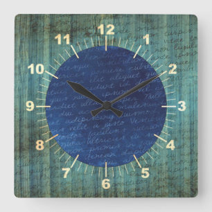 Reloj de pared angustiado por escritura de madera