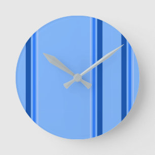 Reloj de pared azul