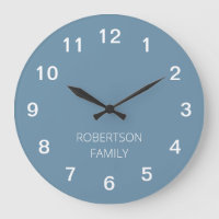 Reloj de pared azul polvoriento minimalista person