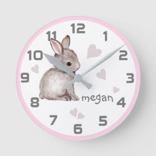 Reloj de pared cardíaca de conejito gris rosado