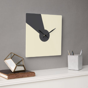 Reloj de pared con agujero de cerradura de carbón