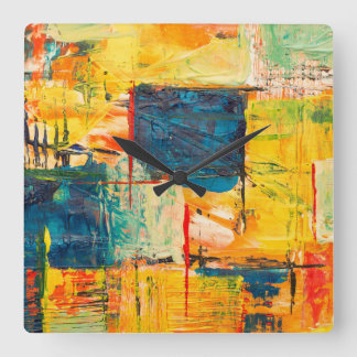 Reloj de pared con diseño abstracto colorido