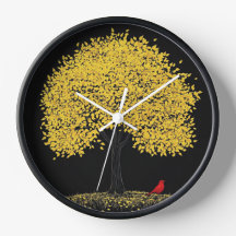 Reloj de pared con fondo de árbol 