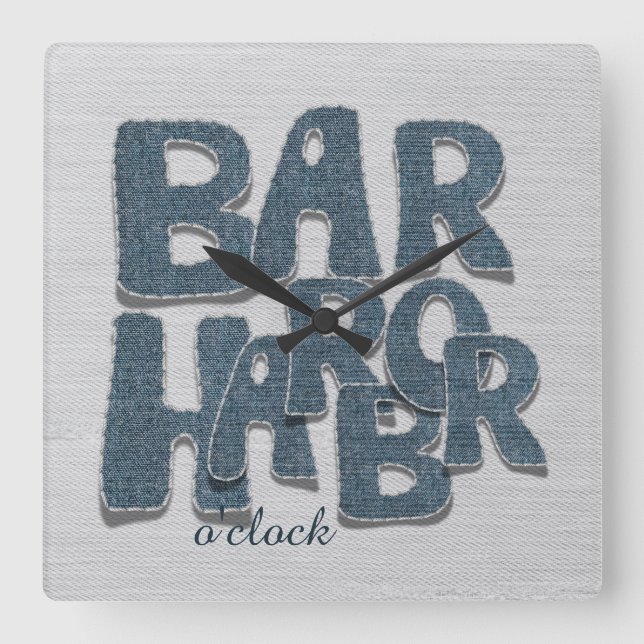 Reloj de pared con letras de mezclilla de Bar Harb (Anverso)