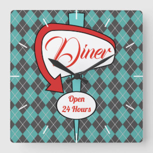 Reloj de pared con letrero de diner retro como reg