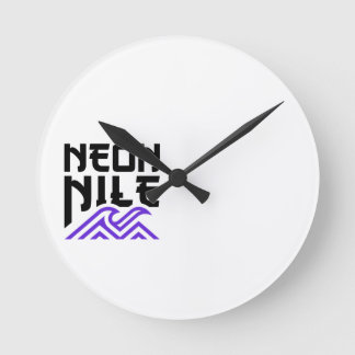 Reloj de pared con logo de NEON NILE Wave
