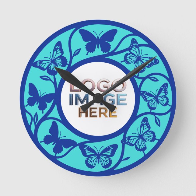 Reloj de pared con patrón de mariposa azul persona (Anverso)