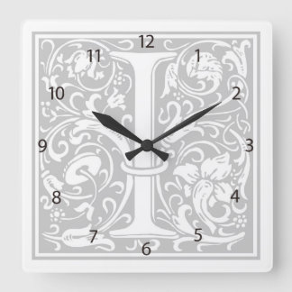 Reloj de pared cuadrado "I" de William Morris Alph
