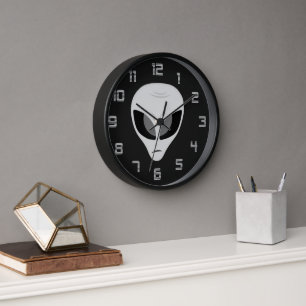 Reloj De Pared Dark Alien Clock