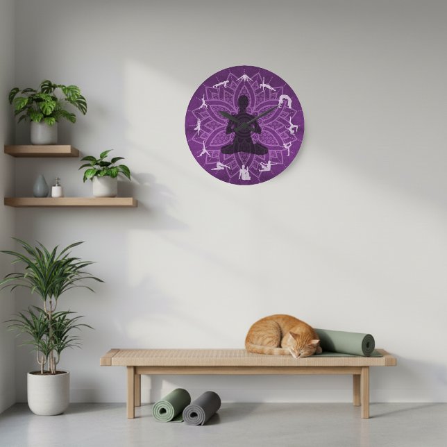 Reloj de pared de 25 cm con mandala púrpura y pose (Purple wall clock with yoga poses.)