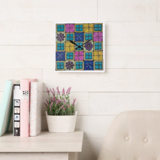 Reloj de pared de azulejos mediterráneos vibrantes