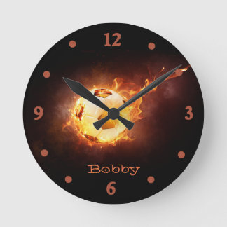 Reloj de pared de bolas de fútbol en llamas