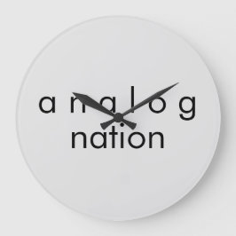 Reloj de pared de cuarzo gris Analog Nation Audio
