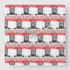 Reloj de pared de curiosidad