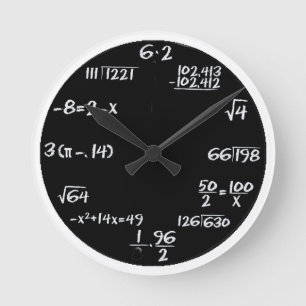 reloj de pared de ecuaciones en blanco y negro