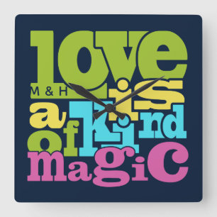 Reloj de pared de encargo del monograma del amor