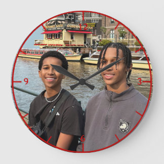 Reloj de pared de 'Fave People o' Clock