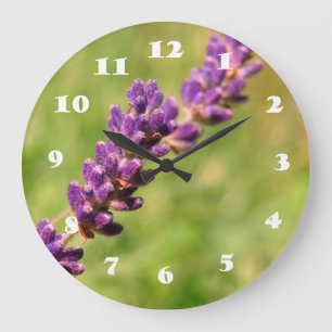 Reloj de pared de fotos de la escalera de lavanda