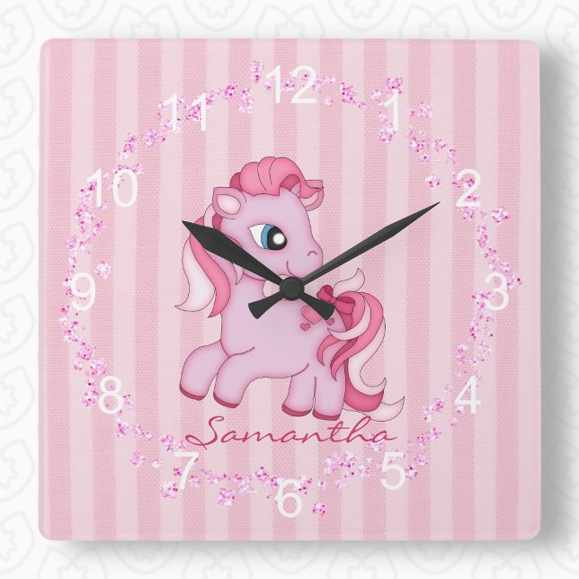Reloj de pared de guardería rosa pequeño (Subido por el creador)