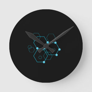 Reloj de pared de hexágono moderno dentro de un cí