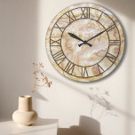 Reloj de pared de impresión de mármol arcaico<br><div class="desc">Impresión clásica de textura de mármol antiguo con números romanos clásicos.</div>