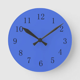 Reloj de pared de la cocina azul real