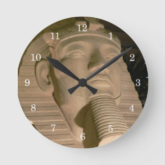 Reloj de pared de la estatua del faraón