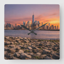 Reloj de pared de la silueta de Nueva York al atar