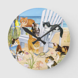 Reloj de pared de los gatitos de la playa