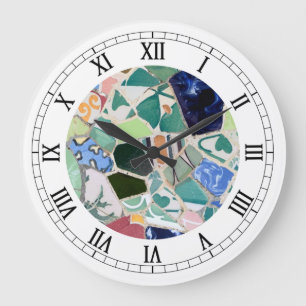 Reloj de pared de los mosaicos de Guell del parque