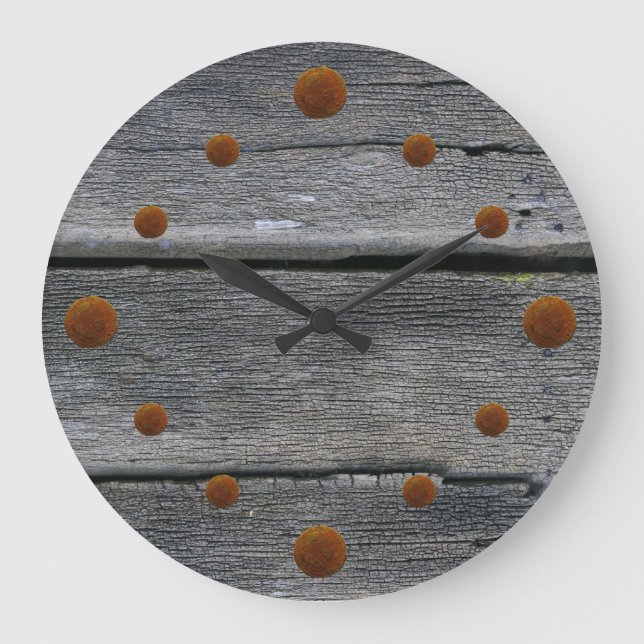 Reloj de pared de madera de un antiguo granero (Anverso)