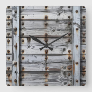 Reloj de pared de madera meteorada