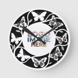 Reloj de pared de mariposa blanca de bosque person