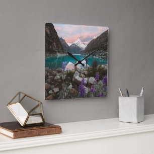 Reloj de pared de montaña y río azul sereno – Mode
