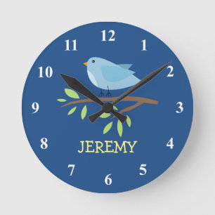 Reloj de pared de Nursey con pájaro lindo en una r