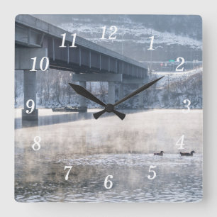 Reloj de Pared de Pesca Invernal Brumosa del Lago