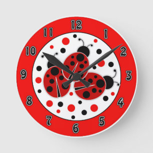 Reloj de pared de puntos de polka de los tiburones