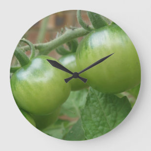 Reloj de pared de tomates verdes