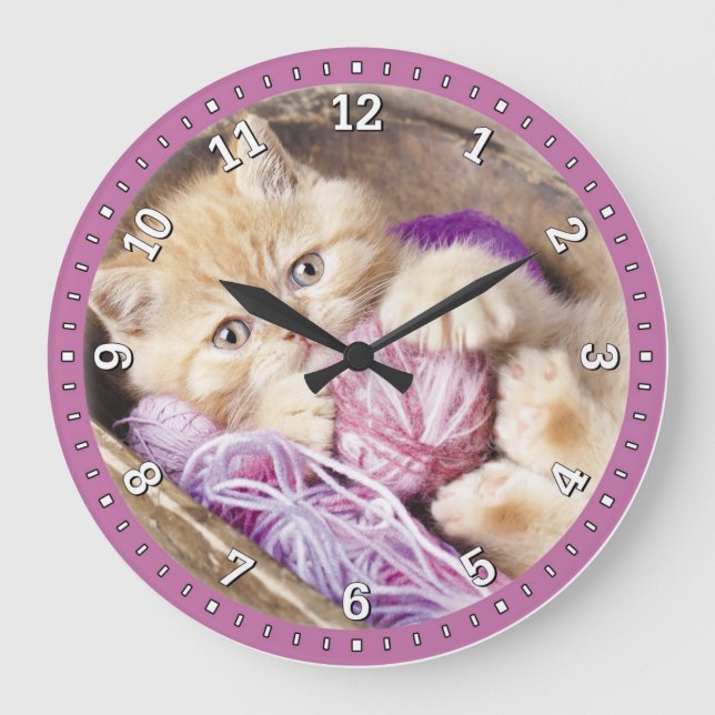 Reloj de pared decorativo del gatito (Anverso)