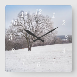 Reloj de pared del árbol de invierno