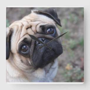 Reloj de pared del barro amasado