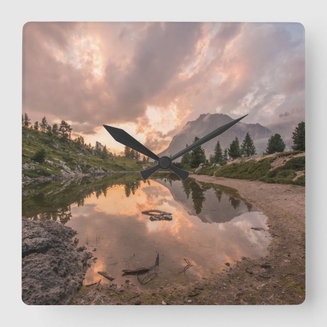 Reloj de pared del estanque de montaña (Anverso)