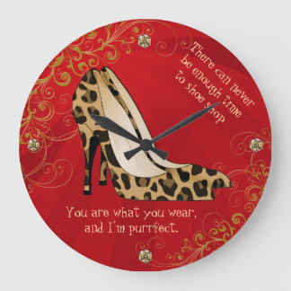 Reloj de pared elegante de los tacones de aguja