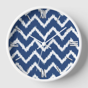 Reloj De Pared Galones de Ikat - azules marinos y blanco