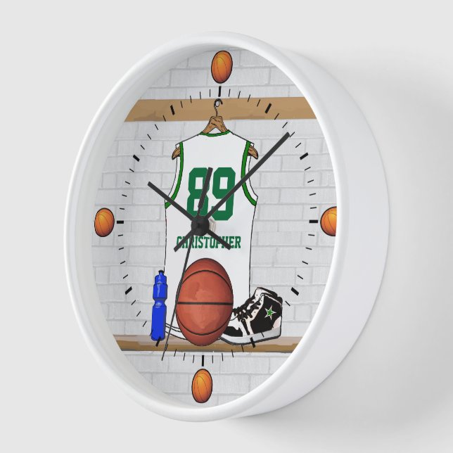 Reloj De Pared Jersey de baloncesto verde blanco personalizado (Ángulo)