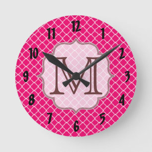 Reloj de pared monograma de cuarzo rosado caliente