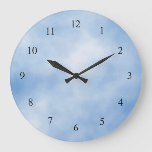 Reloj de pared nublado azul y blanco de la cocina